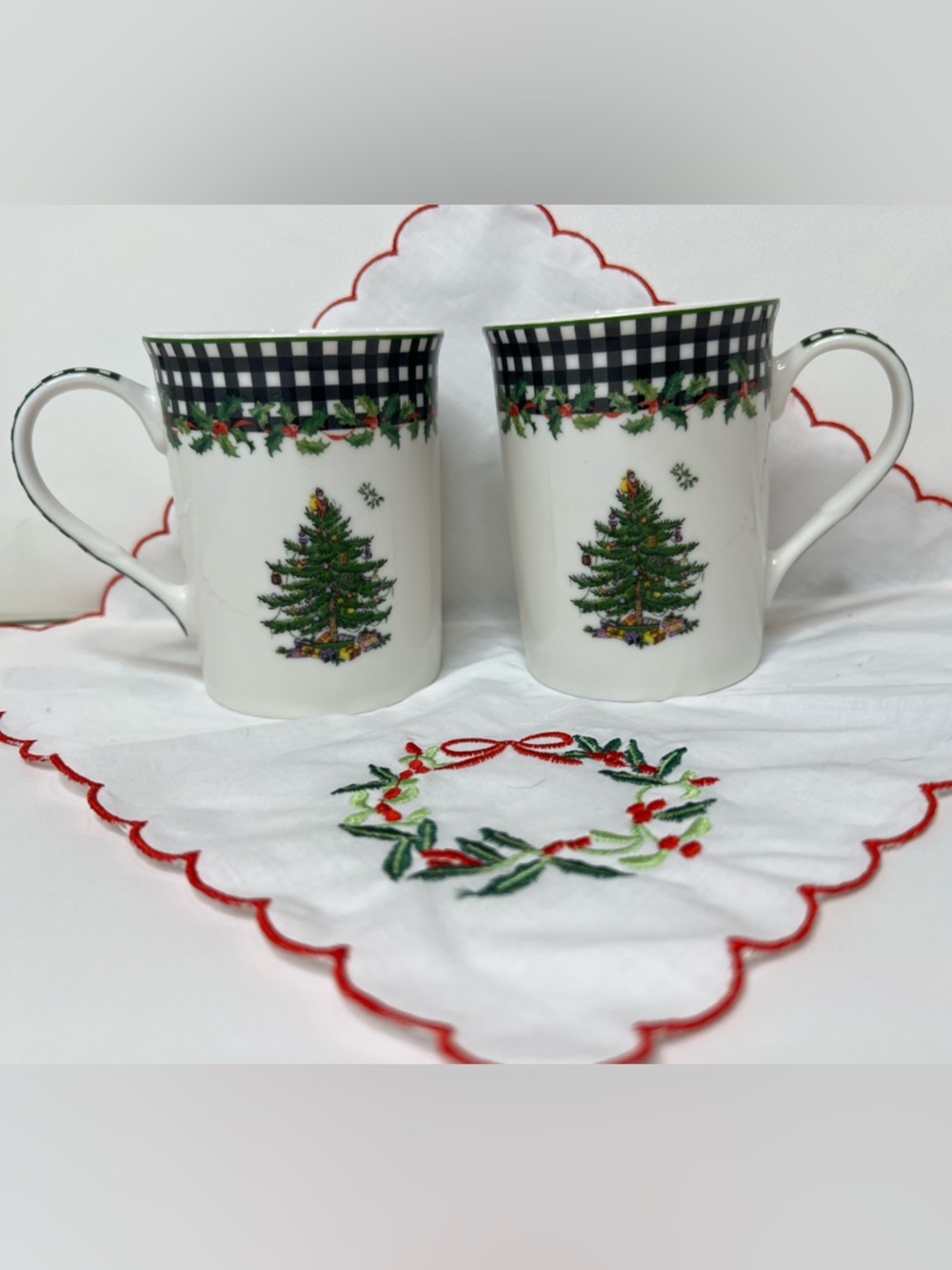 Spode 2024 Annual Christmas Tree Mug Set of 2 collectible with black checks 12oz